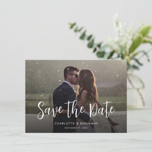Moderne Foto handgeschriebene Hochzeit Save The Date (Stehend Vorderseite)