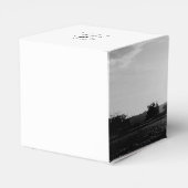 Moderne Foto-Hochzeit in Weiß und Schwarz Geschenkschachtel (Rückseite)