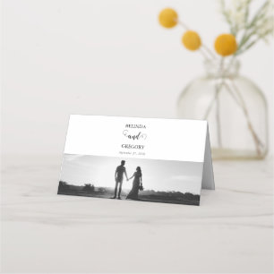 Moderne Foto-Hochzeit in Weiß und Schwarz Platzkarte