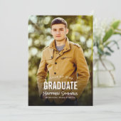 Moderne Foto Overlay Graduation Party Einladung (Stehend Vorderseite)