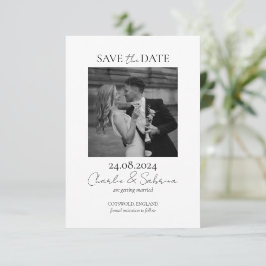 Moderne Foto-Save the Date-Karte mit QR-Code Save The Date (Stehend Vorderseite)