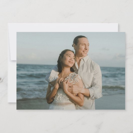 Moderne Foto Script Calligraphy Wedding Save The Date (Rückseite)