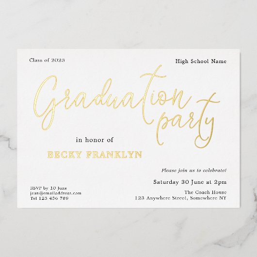 Moderne Foto Script Class of 2024 Abschluss Real Folieneinladung (Vorderseite)