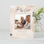 Moderne Foto Script Wedding Save The Date (Stehend Vorderseite)