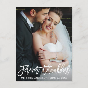 Moderne Fotografie zur Hochzeit mit Brush-Schrift  Postkarte