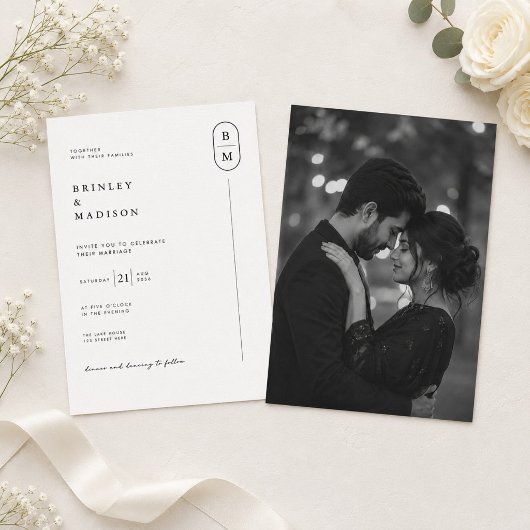Moderne Fotohochzeit mit Monogramm Einladung