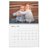 Moderne Fotos Script Overlay 2024 Kalender (Feb 2027)