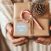 Moderne frohe Weihnachts Soft Blue Holiday Packagi Runder Aufkleber