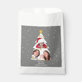 Moderne frohe Weihnachtsbaume Foto Collage Gray Geschenktütchen