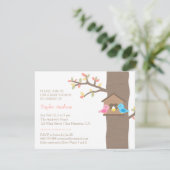 Moderne Frühlingbirdhouse-Nest-Vogel-Babyparty Einladung (Stehend Vorderseite)