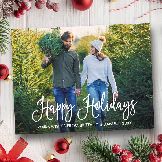 Moderne Fun Calligraphy Couple Foto Happy Holidays Postkarte