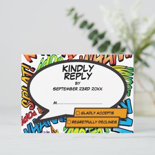Moderne Fun Typographic Comic Book Wedding RSVP Karte (Stehend Vorderseite)