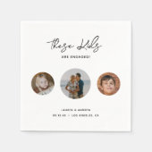 Moderne Funny Chilhood Foto Engagement Party Serviette (Vorderseite)