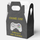 Moderne Gamer aller Altersgruppen Geschenkschachtel (Geöffnet)