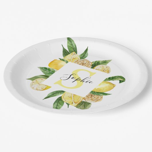 Moderne gelbe Lemonen Rahmen & Blätter mit Namen Pappteller (Schrägansicht)