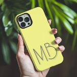 Moderne gelbe Monogramm-Initialen zeitgemäß iPhone 16 Pro Max Hülle<br><div class="desc">Moderne Yellow Monogram Initials Contemporary Phone 16 Pro Max Hüllen bieten ein maßgeschneidertes personalisiertes Monogramm in moderner Schriftzypografie. Ideal für Familie und Freunde zum Geburtstag,  Weihnachten,  Feiertagen,  Muttertag,  Vatertag und vieles mehr. Designed by ©2024 Evco Holidays www.zazzle.com/store/evcoholidays</div>