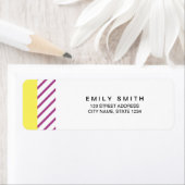 Moderne, gelbe und Lila Strickadresse (Insitu)