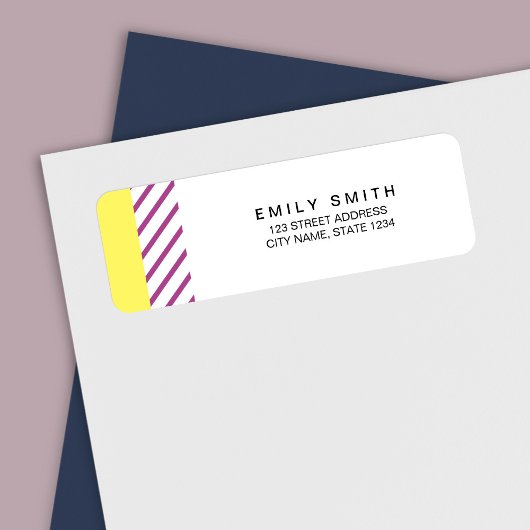 Moderne, gelbe und Lila Strickadresse