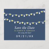 Moderne, gelbe und weiße Lichter, Save the Date Ankündigungspostkarte (Vorderseite)