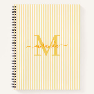 Moderne gelbe und weiße Streifen mit Monogramm-Nam Notizblock