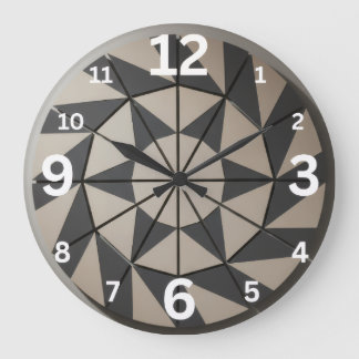 Moderne geometrische aztekische Stammesmuster Beig Große Wanduhr