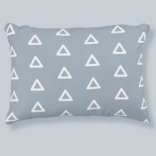 Moderne geometrische Dreiecke Elegant Staubblau Dekokissen
