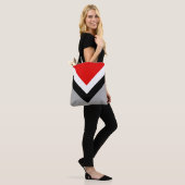 Moderne geometrische Form in Schwarz-Weiß und Rot Tasche (Am Model)