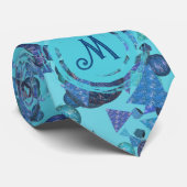 Moderne geometrische Formen mit Monogramm in blau Krawatte (Gerollt)