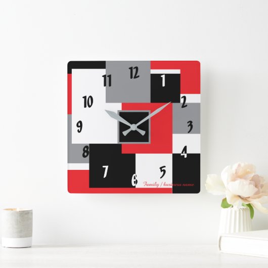Moderne geometrische Formen Rot Schwarz-weiß Quadratische Wanduhr (Zuhause)
