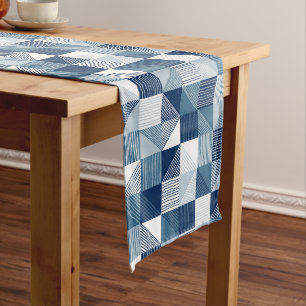 Moderne geometrische Karos mit Linien, tonal blau Großer Tischläufer