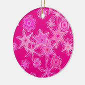 Moderne geometrische Schneeflocken, tiefes Fuchsie Keramik Ornament (Links)