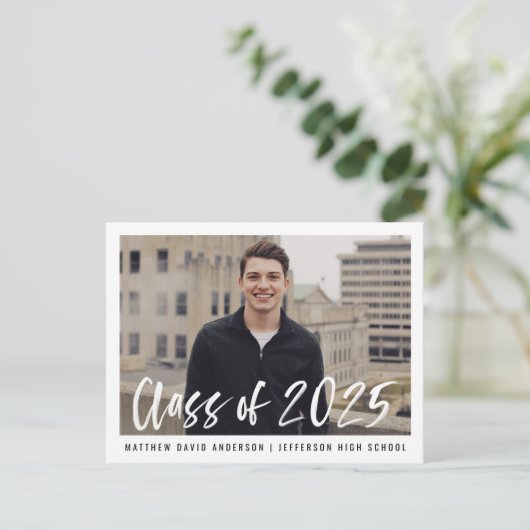 Moderne Gerahmte Graduation Party für Pinselskript Postkarte (Stehend Vorderseite)