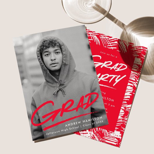 Moderne gestrichelte Red Foto Graduation Party Einladung