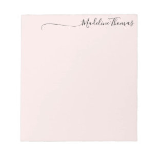 Moderne Girl Black Pink Script Calligrafy Name Notizblock