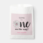Moderne Girls Baby Shower Daisy Floral Geschenktütchen (Vorderseite)