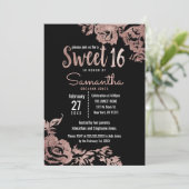 Moderne Girly Black Rose Gold Floral Sweet 16 Einladung (Stehend Vorderseite)