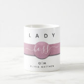 Moderne Girly Monogram Name Chic Lady Boss Script Kaffeetasse (Mittel)