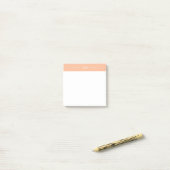 Moderne, Girly Peach Pink Monogram Initialen Post-it Klebezettel (Auf Schreibtisch)