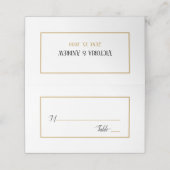 Moderne Gold Black Script Minimal Hochzeit Platzkarte (Außenseite Aufgefaltet)
