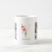 Moderne Gold-Blumen-Initiale Y | Zweifoto-Monogram Kaffeetasse (Mittel)