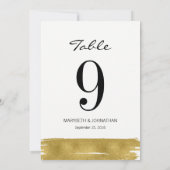 Moderne Gold Brushstroke Wedding Tischnummer Card (Rückseite)