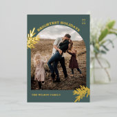 Moderne Gold Foil Pine Weihnachtskarte Foto Folieneinladung (Stehend vorne)