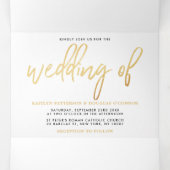 Moderne Gold Foil Script Wedding Suite Dreifach Gefaltete Einladung (Innenseite Mitte)