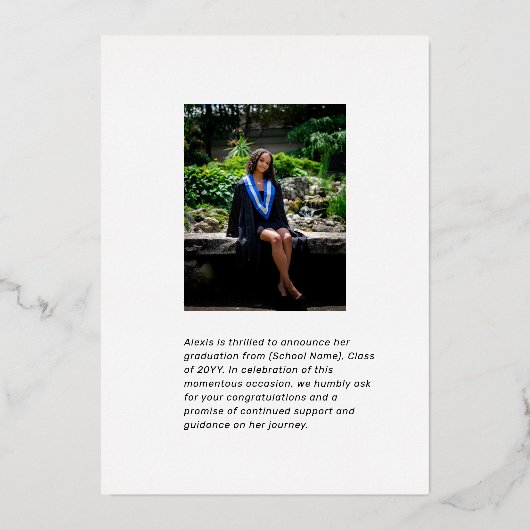 Moderne Gold Foto Abschluss Ankündigungskarte Folieneinladung (Rückseite)