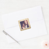 Moderne Gold-Liebe in Script-Wedding-Foto Quadratischer Aufkleber (Umschlag)