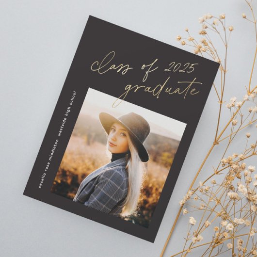 Moderne Gold Script-Klasse 2024 Foto Abschluss Einladung