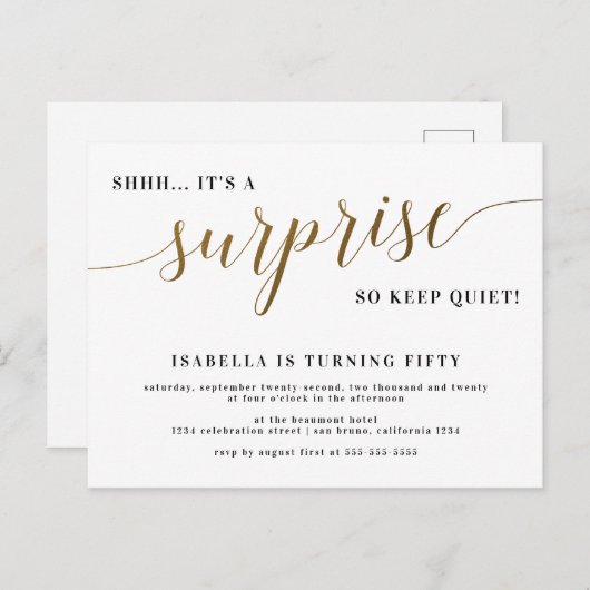Moderne Gold Stilvolle Skriptüberraschung Geburtst Einladungspostkarte (Vorne/Hinten)