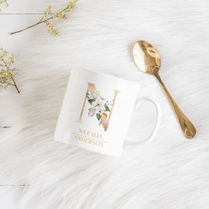 Moderne Gold-Wasserfarben-Blumen-Letter N Monogr Kaffeetasse