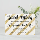 Moderne goldene Streifen Pinselstriche Süß 16 Einladung (Stehend Vorderseite)