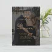 Moderne goldfarbene Overlay-Verlängerung Hochzeit Einladung (Stehend Vorderseite)